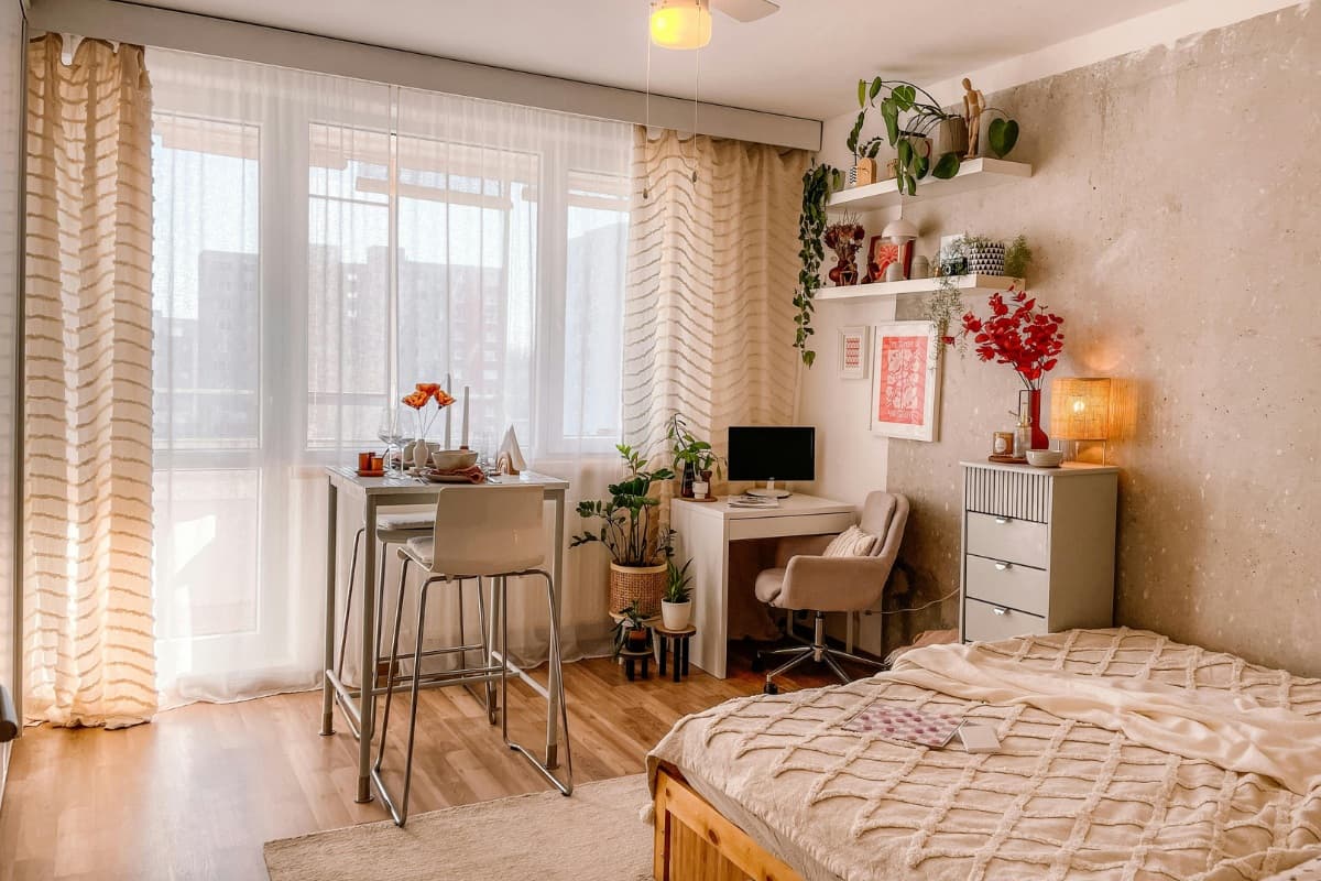 Your True Monthly Cost: A Renter's Guide